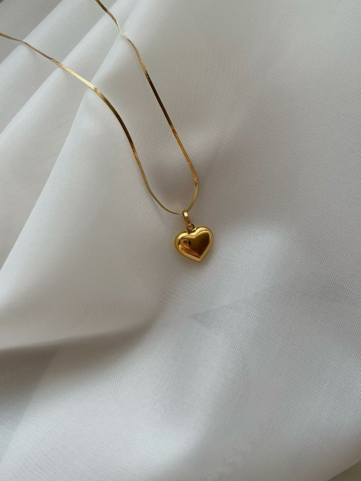 Golden Heart Pendant Necklace