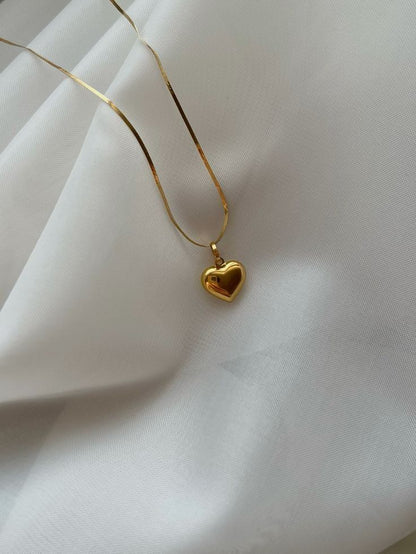 Golden Heart Pendant Necklace