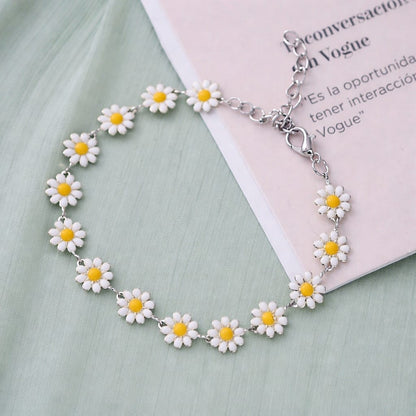 Daisy Bloom Bracelet