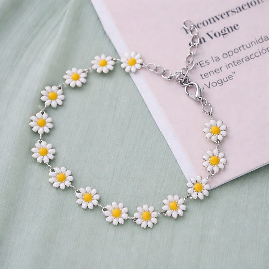 Daisy Bloom Bracelet