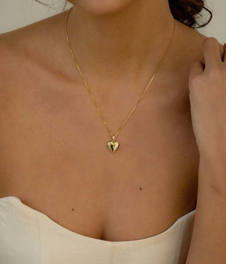 Golden Heart Pendant Necklace