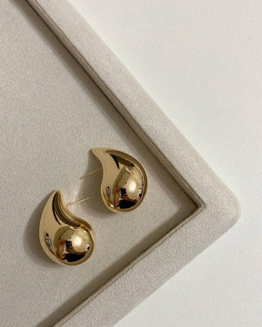 Cleforya Luna Curve Studs